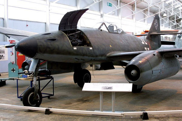 262 Me-262 på Cosford flymuseum i England