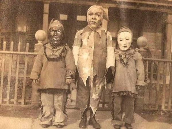 Costumes