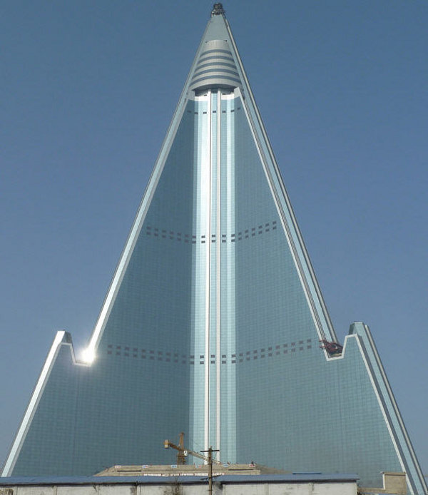 Ryugyong003