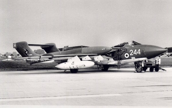 Sea Vixen FAW.2 XS578 893 Sqdn