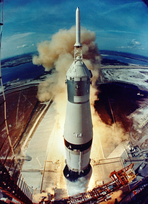 Man valgte altså Apollo programmet - her Apollo 11 launch