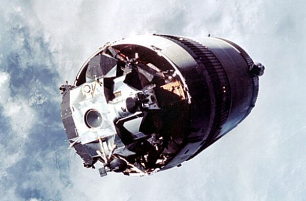 apollo05 apollo05