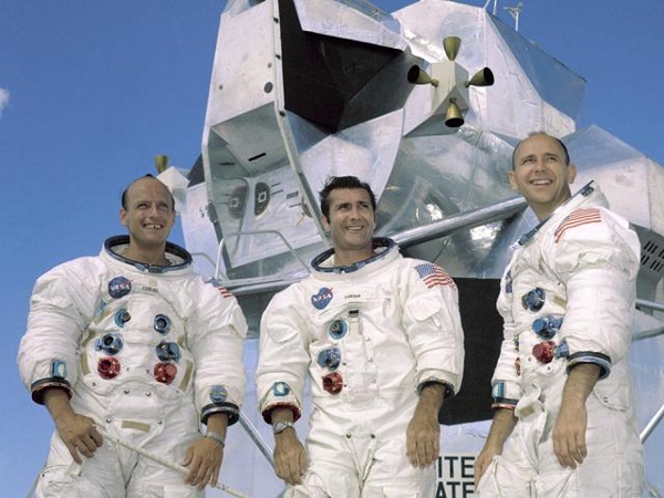 apollo_12_crew apollo_12_crew
