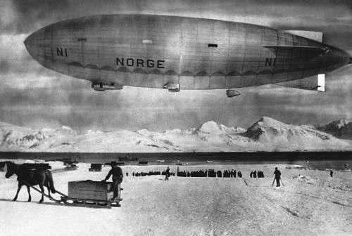 med-zeppelin-til-nordpolen Next stop Nordpolen