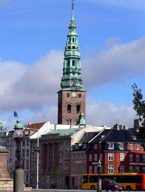 nic03 Det imponerende Nikolai tårn som det ser ud i dag