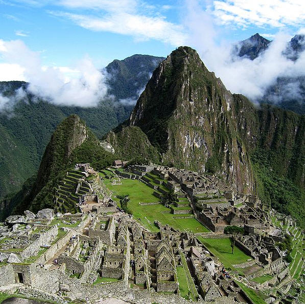 Machu Picchu som den henligger i dag - ryddet for bevoksning