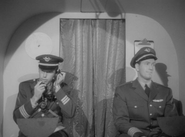 plan9_03 Cockpit-scene fra Plan 9 - bemærk mikrofonskyggen