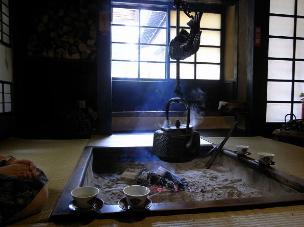 ryo02 Der er naturligvis et traditionelt Japansk terum