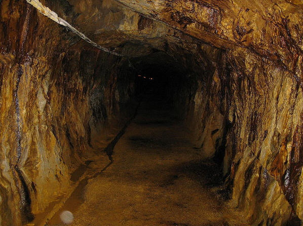 stora02 De dystre gamle minegange
